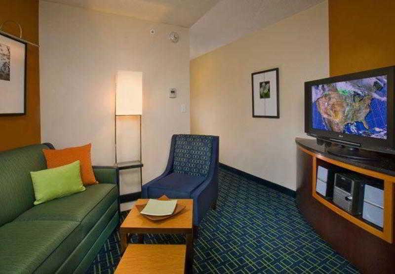 Fairfield Inn And Suites By Marriott Oklahoma City Airport Ngoại thất bức ảnh
